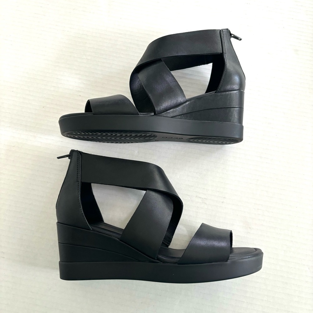 Ecco Elevate Black Leather Platform Wedge Sandal Wide Strap Size‎ 37EU, 6US - Picture 2 of 16